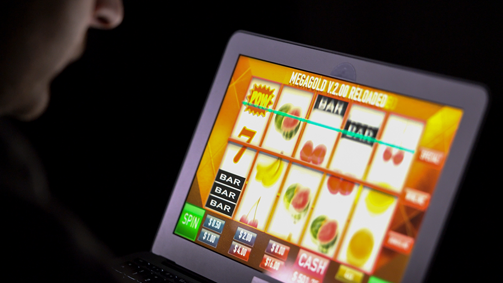 Avantages de jouer aux machines à sous en ligne